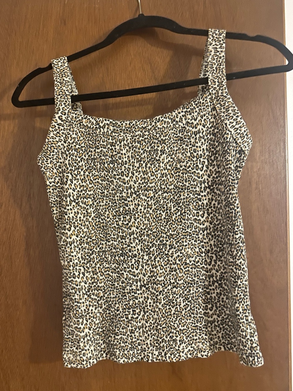 AMERICAN EAGLE NWOT CHEETAH TANK TOP SIZE MEDIUM - Picture 2 of 3